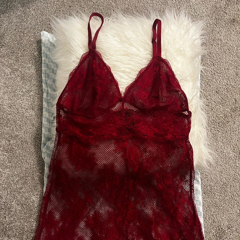 Red VS Lingerie